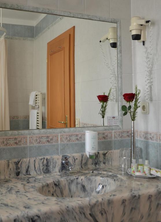 Hotel Dienstl Gut Launsdorf Quarto foto